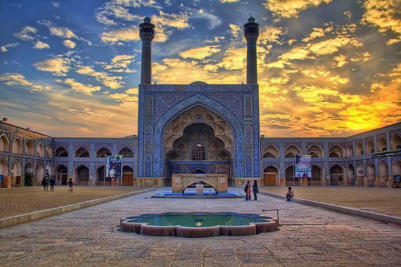 بررسی مسجد جامع عتیق اصفهان 